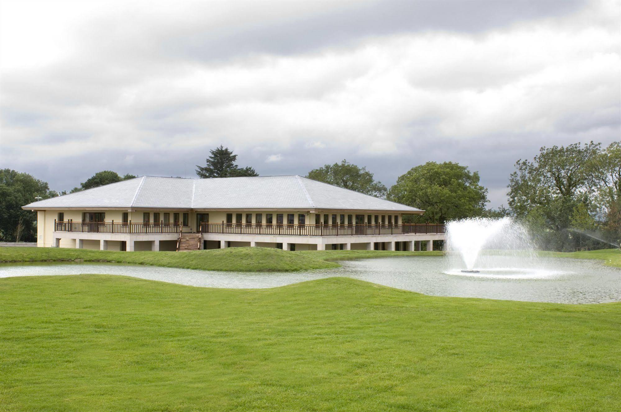 Self Catering Lodges At The Blarney Hotel & Golf Resort Экстерьер фото